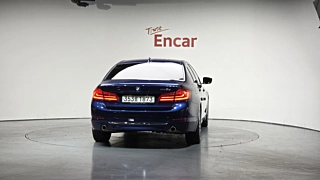 BMW 5-SERIES G30 2019