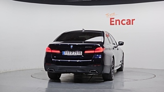 BMW 5-SERIES G30 2021