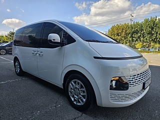 HYUNDAI STARIA 2023