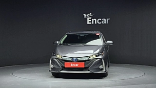 TOYOTA PRIUS PRIME 2020