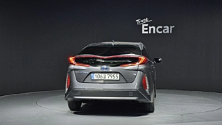 TOYOTA PRIUS PRIME 2020