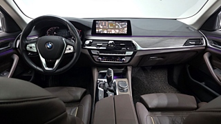 BMW 5-SERIES G30 2020
