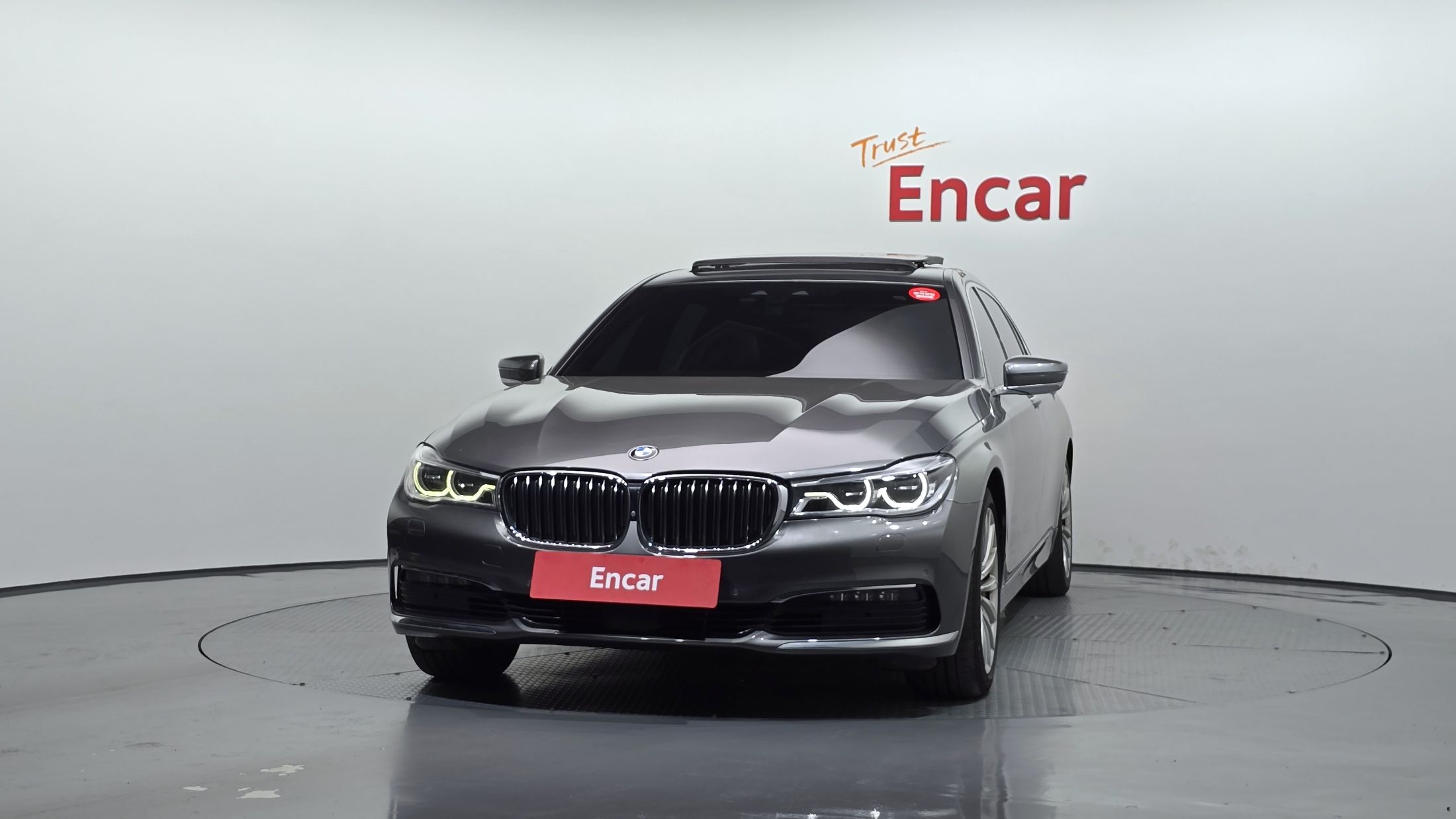 BMW 7-SERIES G11 2016