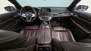 BMW 7-SERIES G11 2016