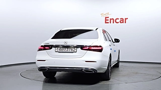 MERCEDES BENZ E-CLASS W213 2020