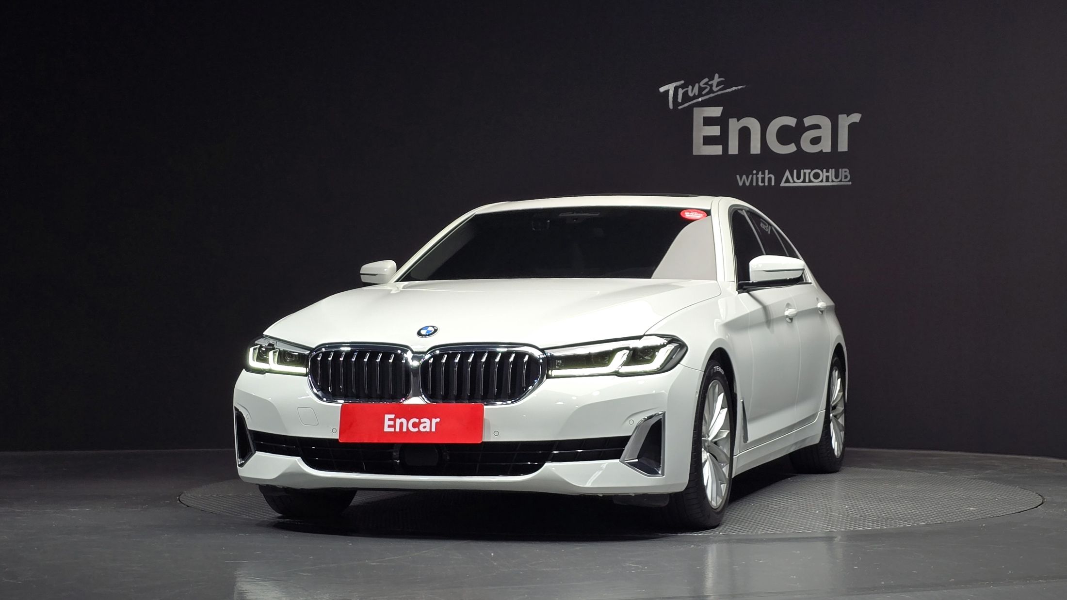 BMW 5-SERIES G30 2020