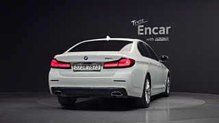 BMW 5-SERIES G30 2020