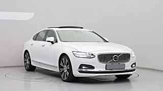 VOLVO S90 2023