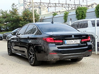 BMW 5-SERIES G30 2022