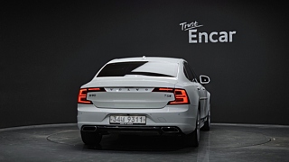 VOLVO S90 2019