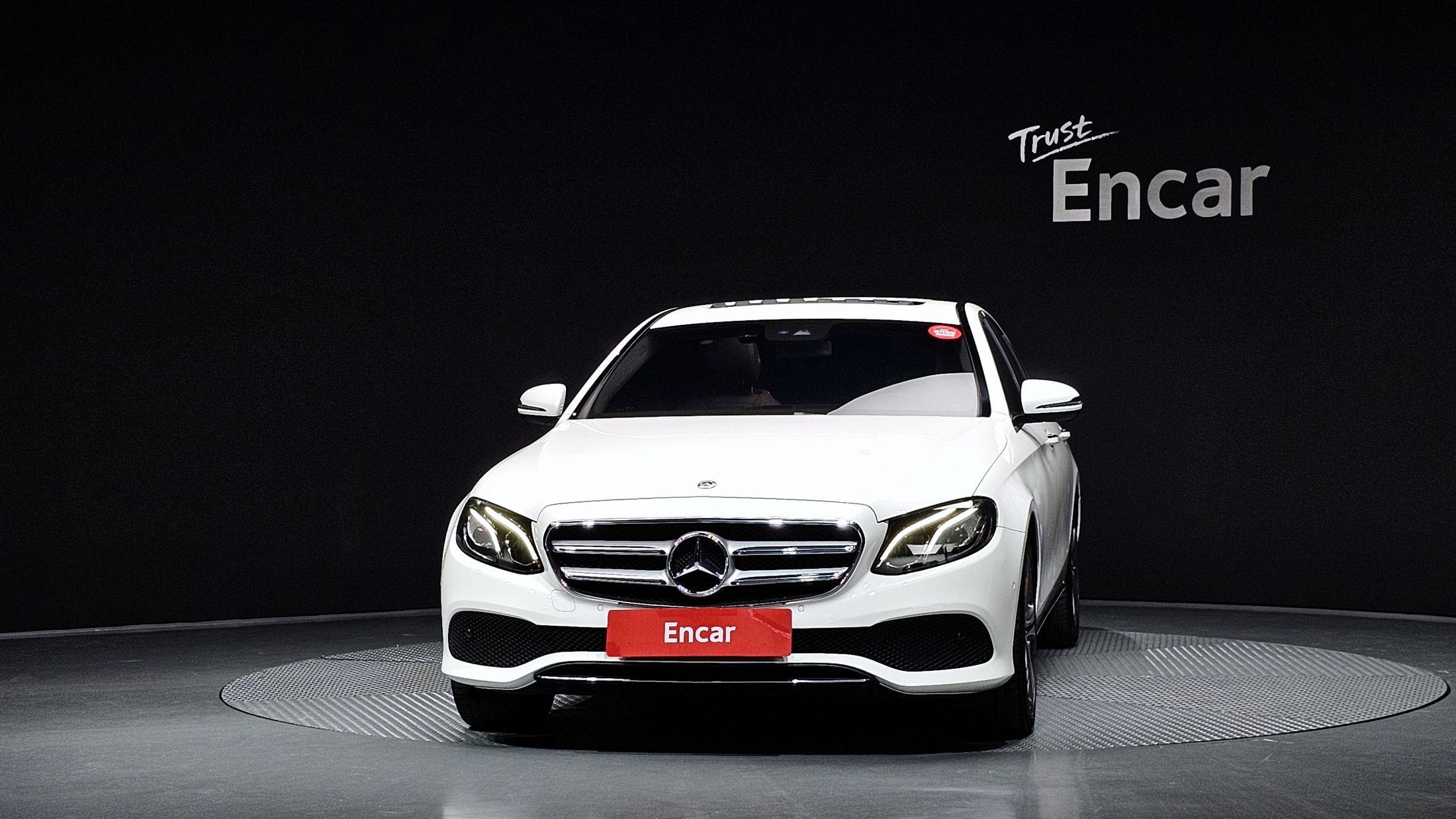 MERCEDES BENZ E-CLASS W213 2019