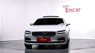 VOLVO S90 2022