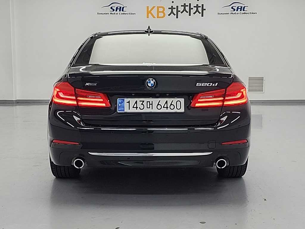 BMW 5-SERIES G30 2020