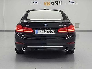 BMW 5-SERIES G30 2020