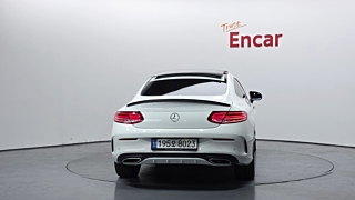 MERCEDES BENZ C-CLASS W205 2016