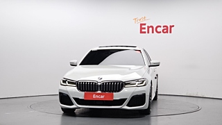 BMW 5-SERIES G30 2022