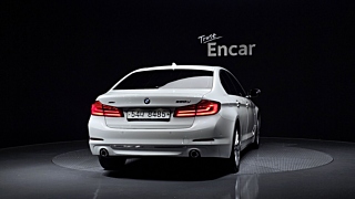 BMW 5-SERIES G30 2018