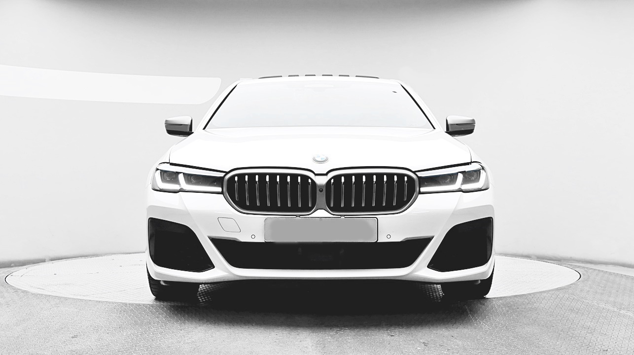 BMW 5-SERIES G30 2021