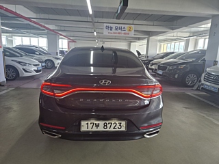 HYUNDAI GRANDEUR IG HYBRID 2018