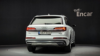 AUDI Q7 4M 2021