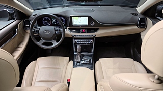 HYUNDAI GRANDEUR IG 2017