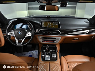 BMW 7-SERIES G11 2020