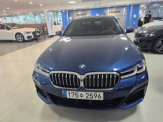 BMW 5-SERIES G30 2021