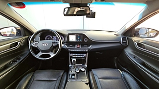 HYUNDAI GRANDEUR IG 2017