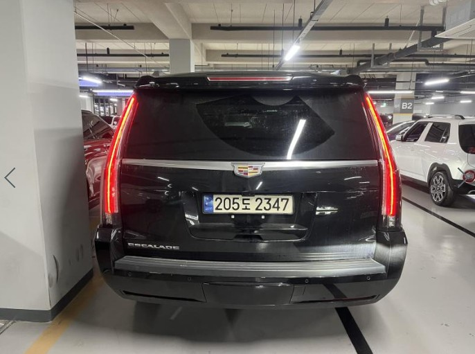 CADILLAC ESCALADE 2019