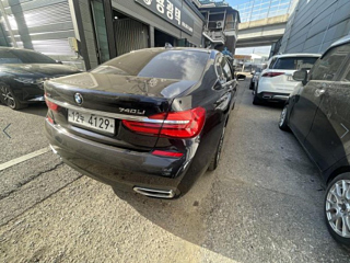 BMW 7-SERIES G11 2018