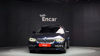 BMW 5-SERIES G30 2019