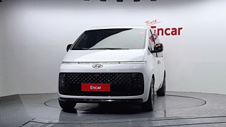 HYUNDAI STARIA 2023