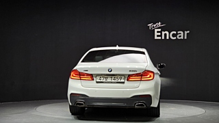 BMW 5-SERIES G30 2018