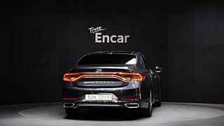HYUNDAI GRANDEUR IG HYBRID 2018