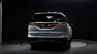 KIA CARNIVAL 2023