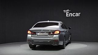 BMW 5-SERIES G30 2022