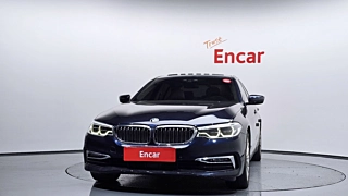 BMW 5-SERIES G30 2019