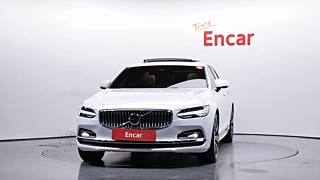 VOLVO S90 2022