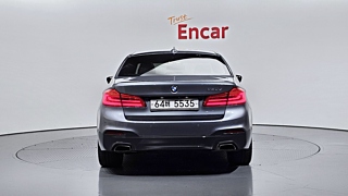 BMW 5-SERIES G30 2017