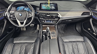 BMW 5-SERIES G30 2017