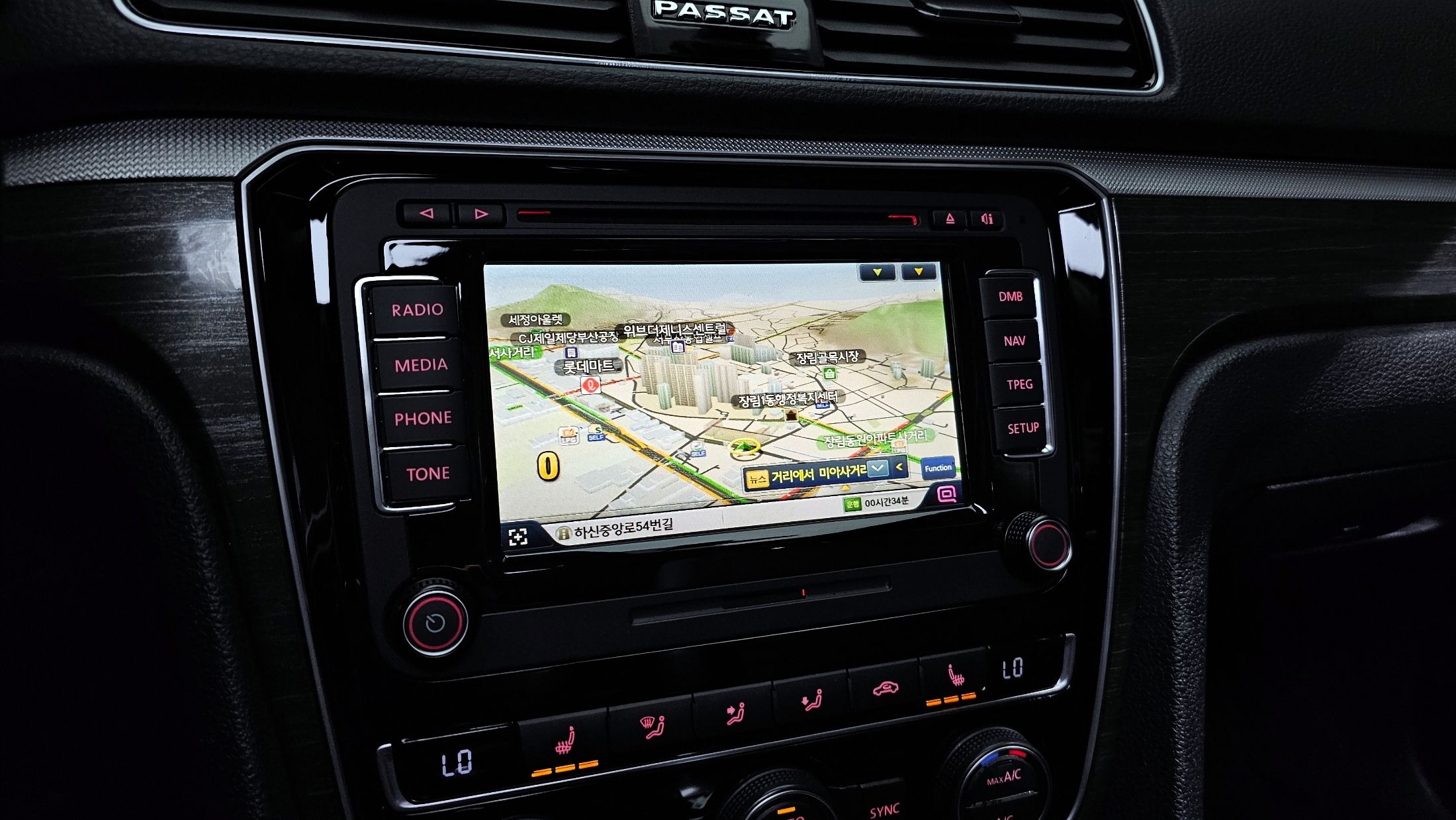 VOLKSWAGEN PASSAT 2018