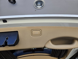 KIA CARNIVAL 2016