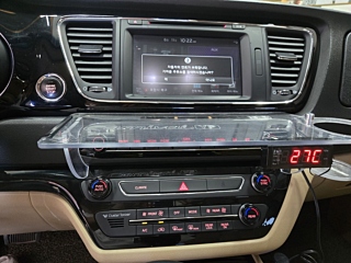 KIA CARNIVAL 2016