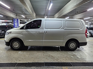 HYUNDAI STAREX GRAND 2021