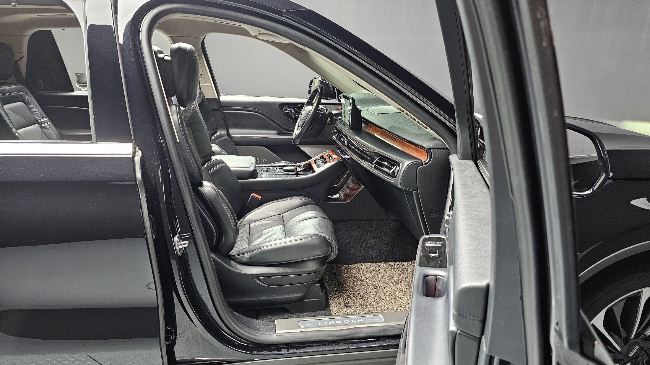 LINCOLN AVIATOR 2020