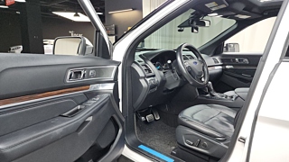 FORD EXPLORER 2018