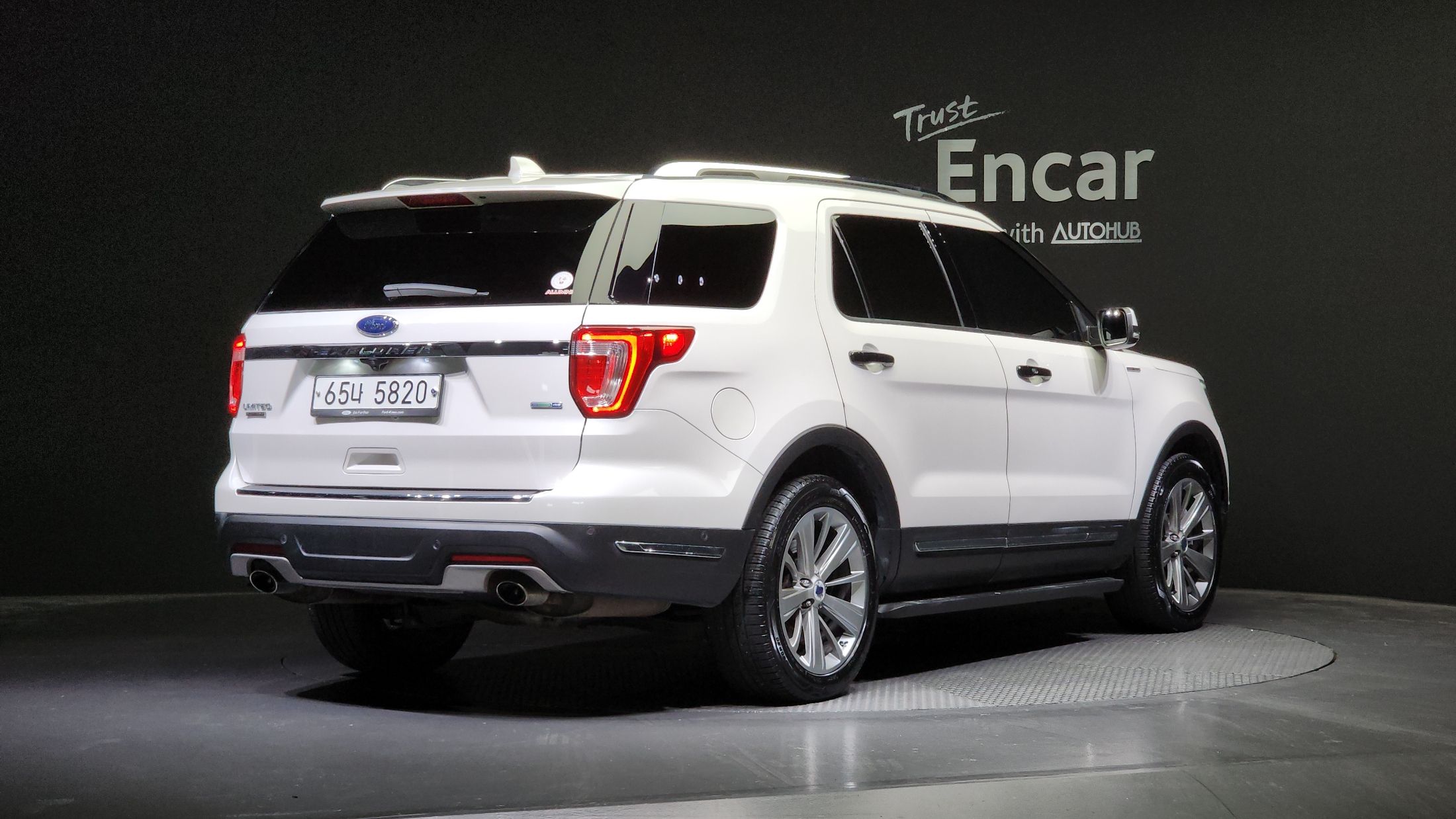 FORD EXPLORER 2018