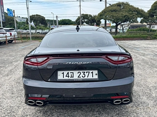 KIA STINGER  2.0 Turbo 2WD 2019