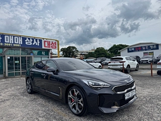 KIA STINGER  2.0 Turbo 2WD 2019