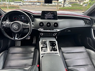 KIA STINGER  2.0 Turbo 2WD 2019